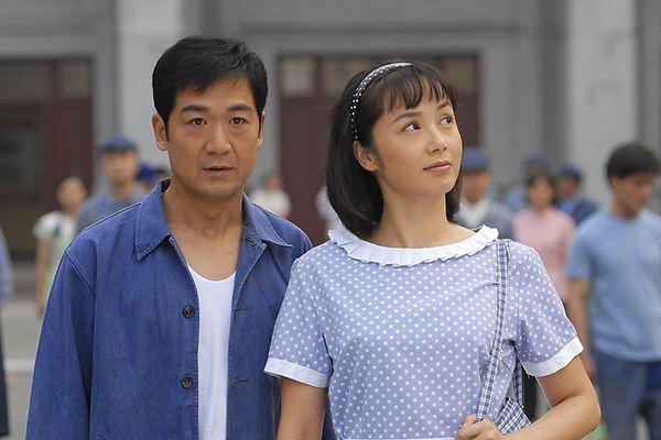 电视剧演员与电影演员的高科技神器，影视魅力无限体验的未来篇章
