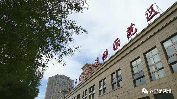 最新经转商机，把握时代脉搏，探寻未来方向